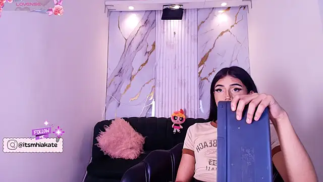 Mhiaa Sweet online show from 04/16/26, 12:17