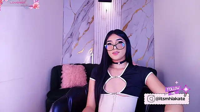 Snapshot of Mhiaa_Sweet chatting on 05/23/26, 12:15 Mhiaa Sweet online show from 05/23/26, 12:15