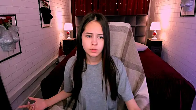 UliaNeer online show from 11/09/25, 05:11