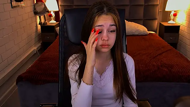 UliaNeer online show from 02/03/26, 05:05