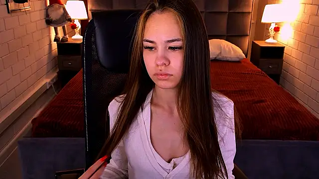 UliaNeer online show from 02/06/26, 05:03