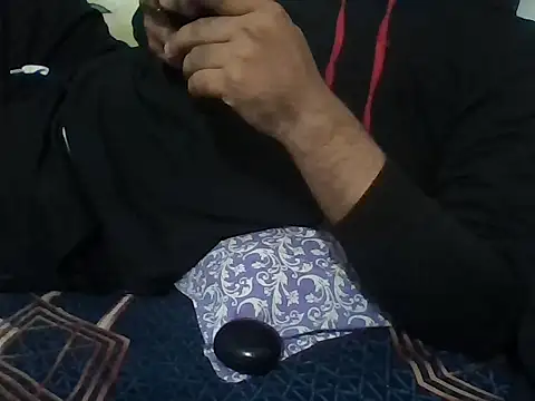 aarav 013 online show from 04/24/26, 05:04
