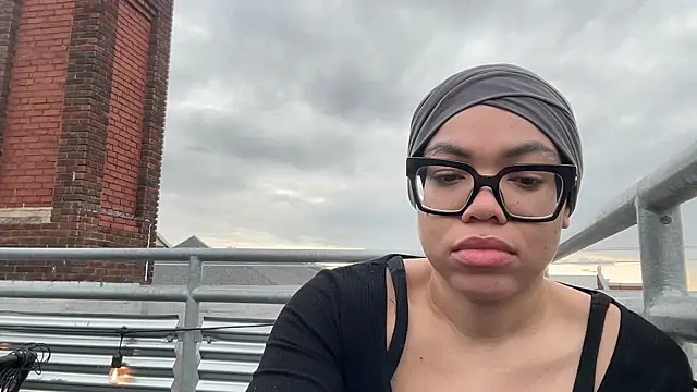 zahrabliss online show from 03/10/26, 09:19