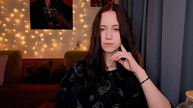 Snapshot of zaebali_ chatting on 02/21/26, 05:04 zaebali online show from 02/21/26, 05:04