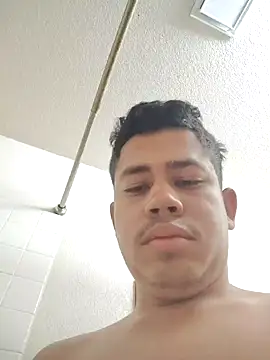 Snapshot of ModelledTread chatting on 02/15/26, 02:34 ModelledTread online show from 02/15/26, 02:34