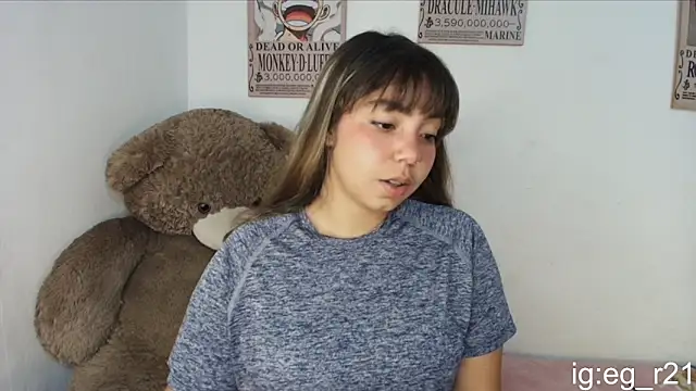 Snapshot of emma_grays2 chatting on 02/17/26, 05:49 emma grays2 online show from 02/17/26, 05:49