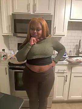 Juicystorm online show from 12/23/25, 04:23