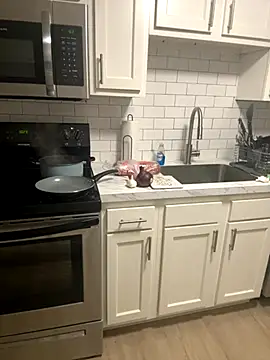 Juicystorm online show from 10/20/25, 02:24