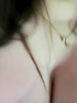 Snapshot of oryanna_sex chatting on 09/26/25, 04:47 oryanna sex online show from 09/26/25, 04:47