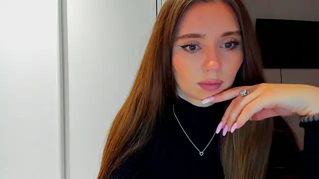 BeatriceAddams online show from 10/03/25, 01:34