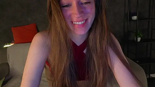 Snapshot of Agnes_Wells chatting on 04/30/26, 01:12 Agnes Wells online show from 04/30/26, 01:12