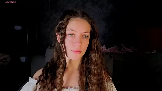 Agnes Wells online show from 07/03/26, 01:12