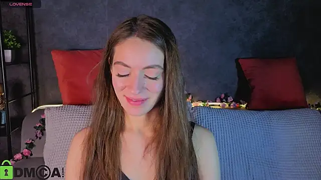 Agnes Wells online show from 12/04/25, 09:19