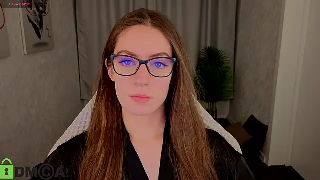 Agnes Wells online show from 11/25/25, 09:20