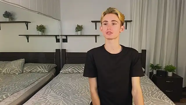 tommy XXX online show from 09/18/25, 05:16