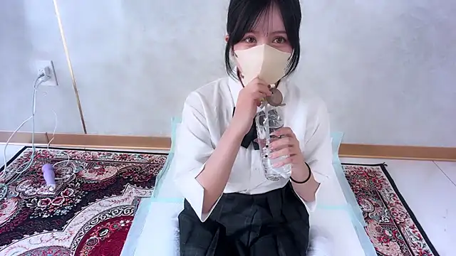 moemilk online show from 11/14/25, 01:09