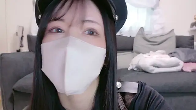 moemilk online show from 03/28/26, 12:33