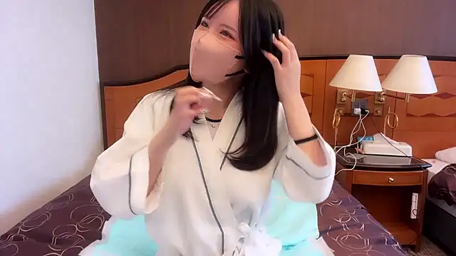 moemilk online show from 03/04/26, 12:40