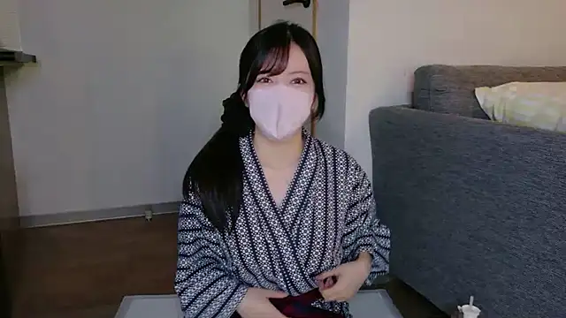 Snapshot of moemilk chatting on 07/11/26, 12:11 moemilk online show from 07/11/26, 12:11