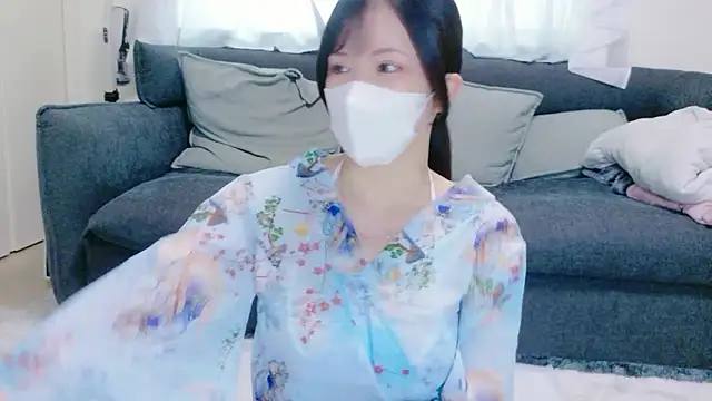 Snapshot of moemilk chatting on 07/18/26, 01:25 moemilk online show from 07/18/26, 01:25