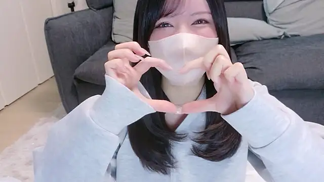 Snapshot of moemilk chatting on 05/16/26, 01:15 moemilk online show from 05/16/26, 01:15