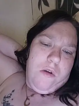 Feuchtekitty92xh online show from 10/13/25, 05:14