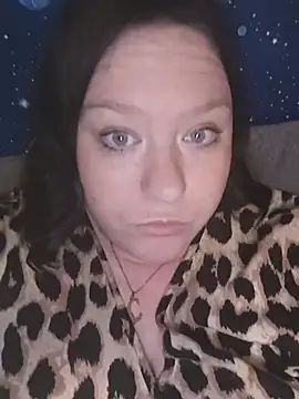 Feuchtekitty92xh online show from 10/18/25, 05:59