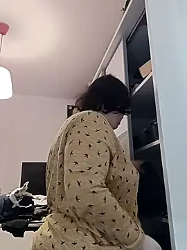 Feuchtekitty92xh online show from 11/04/25, 08:51