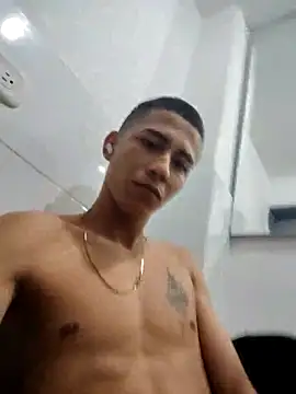 Snapshot of Davig4 chatting on 09/14/25, 06:03 Davig4 online show from 09/14/25, 06:03