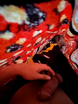 Snapshot of Davig4 chatting on 09/13/25, 02:06 Davig4 online show from 09/13/25, 02:06