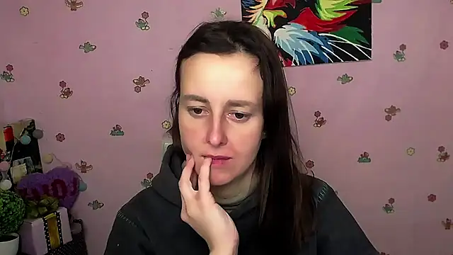 Snapshot of FeelMe__ chatting on 11/25/25, 10:26 FeelMe online show from 11/25/25, 10:26