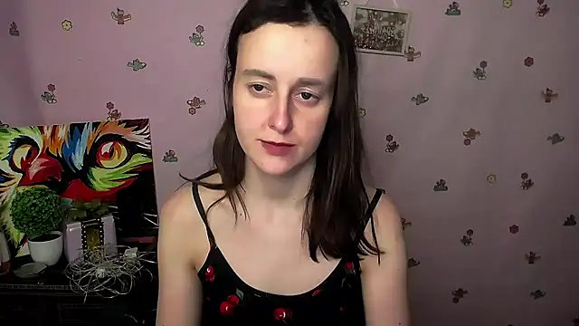 Snapshot of FeelMe__ chatting on 12/16/25, 02:32 FeelMe online show from 12/16/25, 02:32