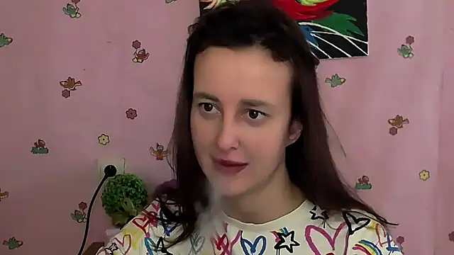 Snapshot of FeelMe__ chatting on 11/18/25, 10:07 FeelMe online show from 11/18/25, 10:07