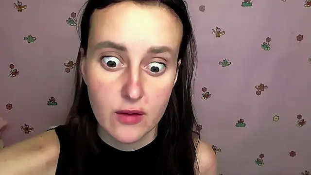 Snapshot of FeelMe__ chatting on 10/27/25, 12:39 FeelMe online show from 10/27/25, 12:39