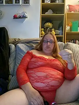 Snapshot of Luscious-LucyXX chatting on 06/07/26, 08:14 Luscious-LucyXX online show from 06/07/26, 08:14