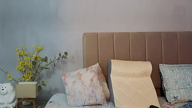 Penelophe01 online show from 02/24/26, 06:53