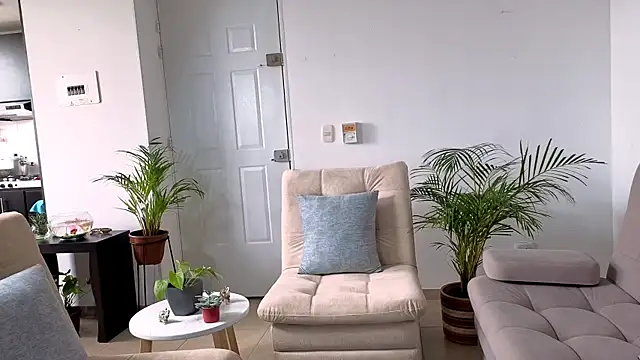 Penelophe01 online show from 02/13/26, 07:25