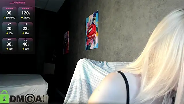 Snapshot of Carrie_Foster chatting on 09/29/25, 04:12 Carrie Foster online show from 09/29/25, 04:12