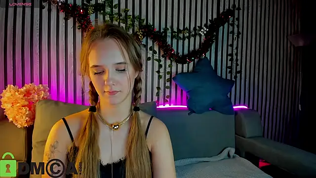 Snapshot of Casey_Sweeet chatting on 01/06/26, 09:13 Casey Sweeet online show from 01/06/26, 09:13