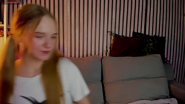 Casey Sweeet online show from 04/18/26, 03:14