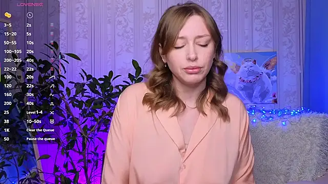 evashiny  online show from 04/17/26, 09:45