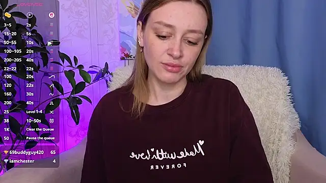 evashiny  online show from 05/03/26, 03:33
