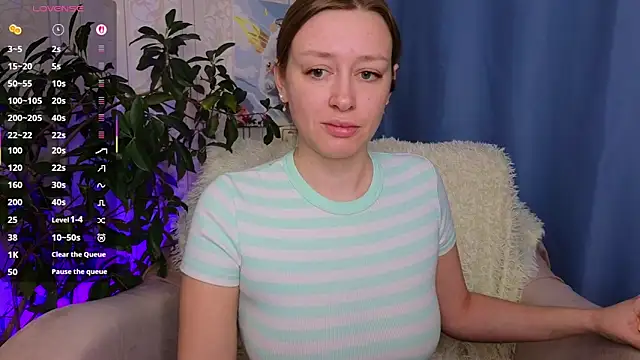 Snapshot of evashiny_ chatting on 02/05/26, 03:13 evashiny online show from 02/05/26, 03:13