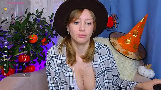 evashiny  online show from 10/30/25, 04:22