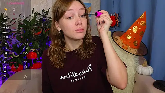 evashiny  online show from 10/24/25, 02:10