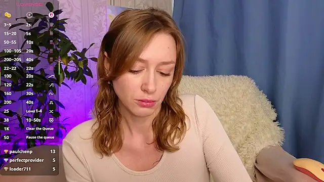 Snapshot of evashiny_ chatting on 02/22/26, 06:49 evashiny online show from 02/22/26, 06:49