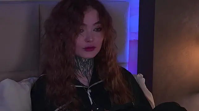 AriWild online show from 02/27/26, 04:34