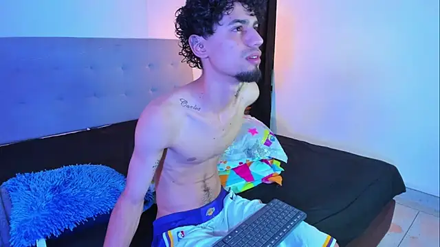 Chris Angel  online show from 03/10/26, 04:05