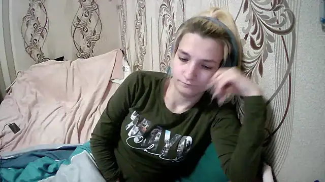 AlissaClark online show from 04/30/26, 08:38