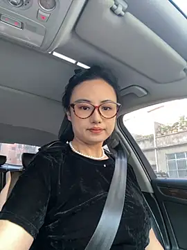 wen521 online show from 09/25/25, 01:22